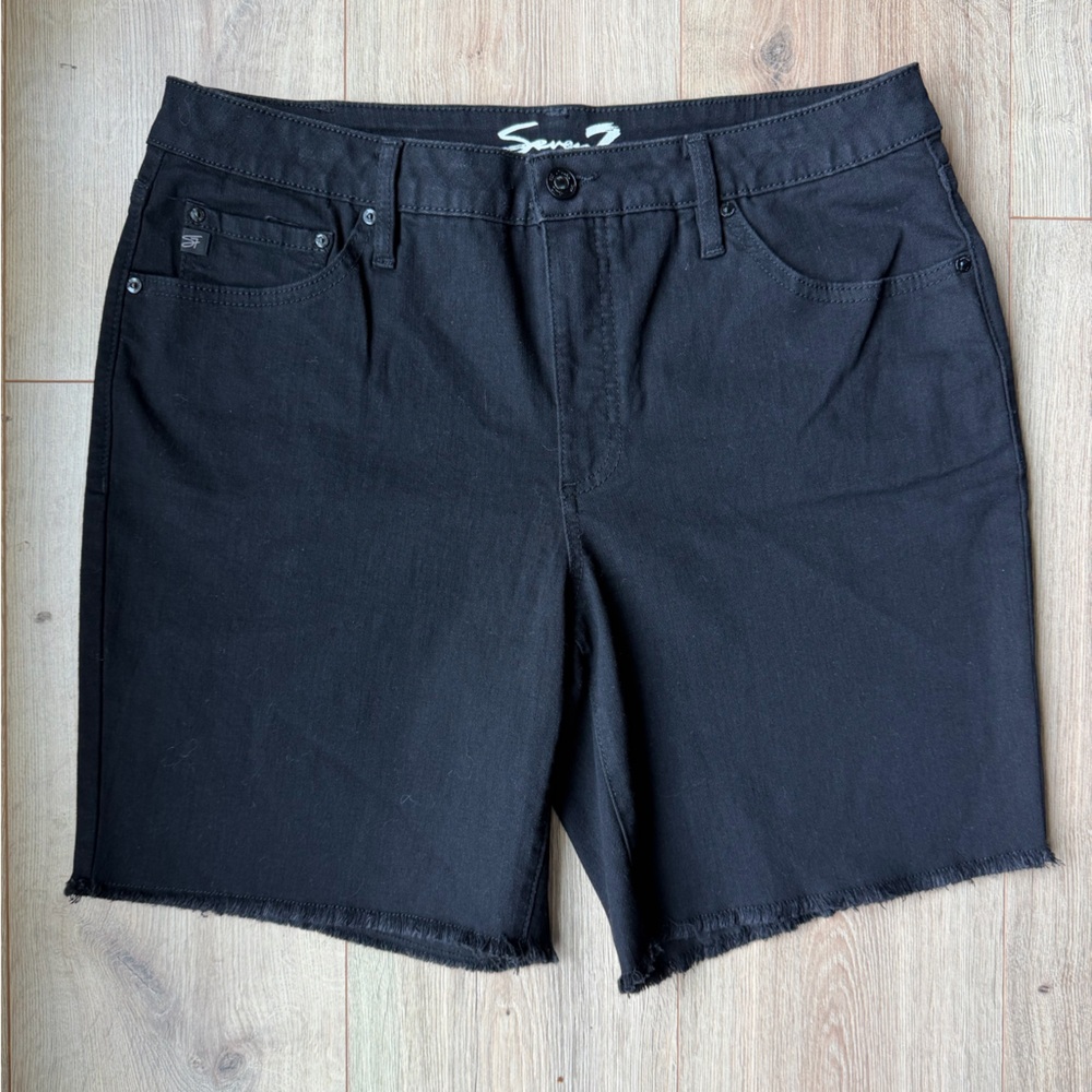 7 For All Mankind Black Cut-Off Denim Shorts size 12